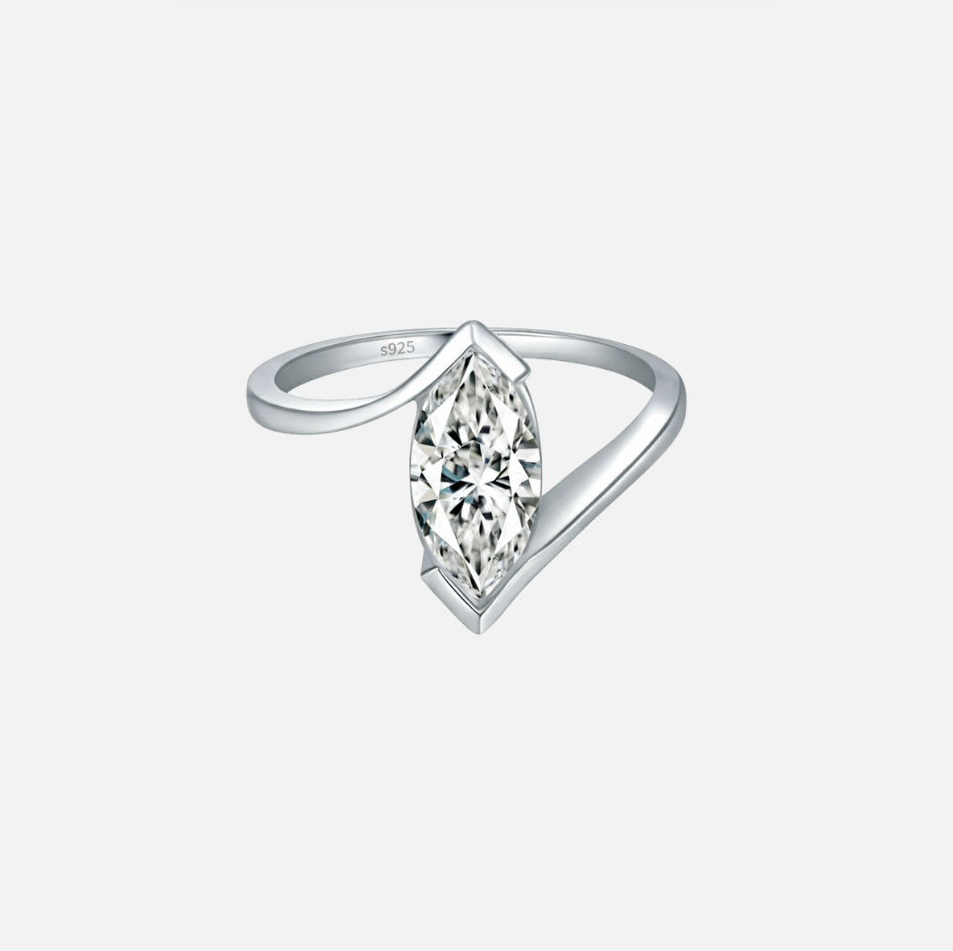"Lia Marquise" ring