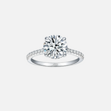 "Amora Round" solitaire ring