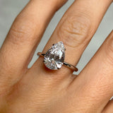"Rosa Pear" solitaire ring