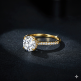 "Amora Round" solitaire ring