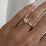 Bague "Emeraude" solitaire