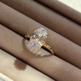 Oval Solitaire Ring "Mirage"